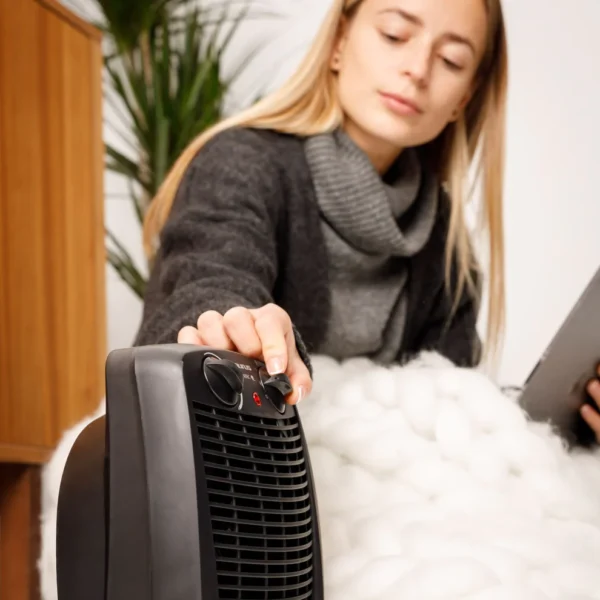 NEW-GOBI_946916000_Ambiente003_1500-min Αερόθερμο Δαπέδου TAURUS New Gobi 2000W